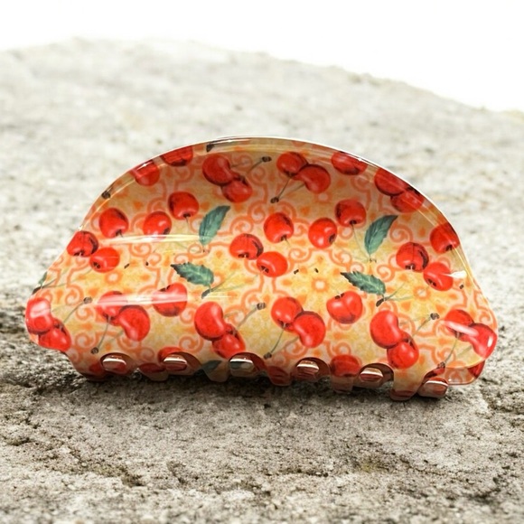 NWT Free People Well Traveled Claw Clip - Picture 4 of 10